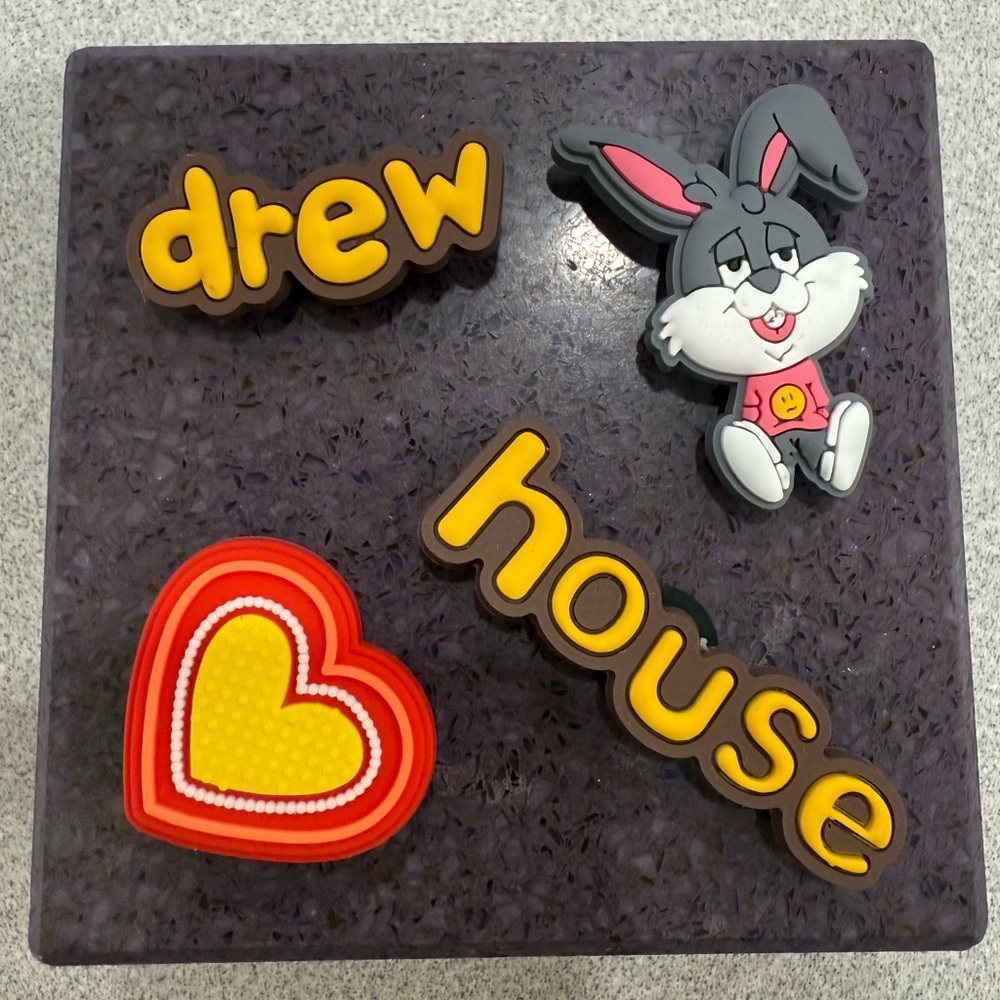 Croc Charm Bundle Bad Bunny Heart Drew House